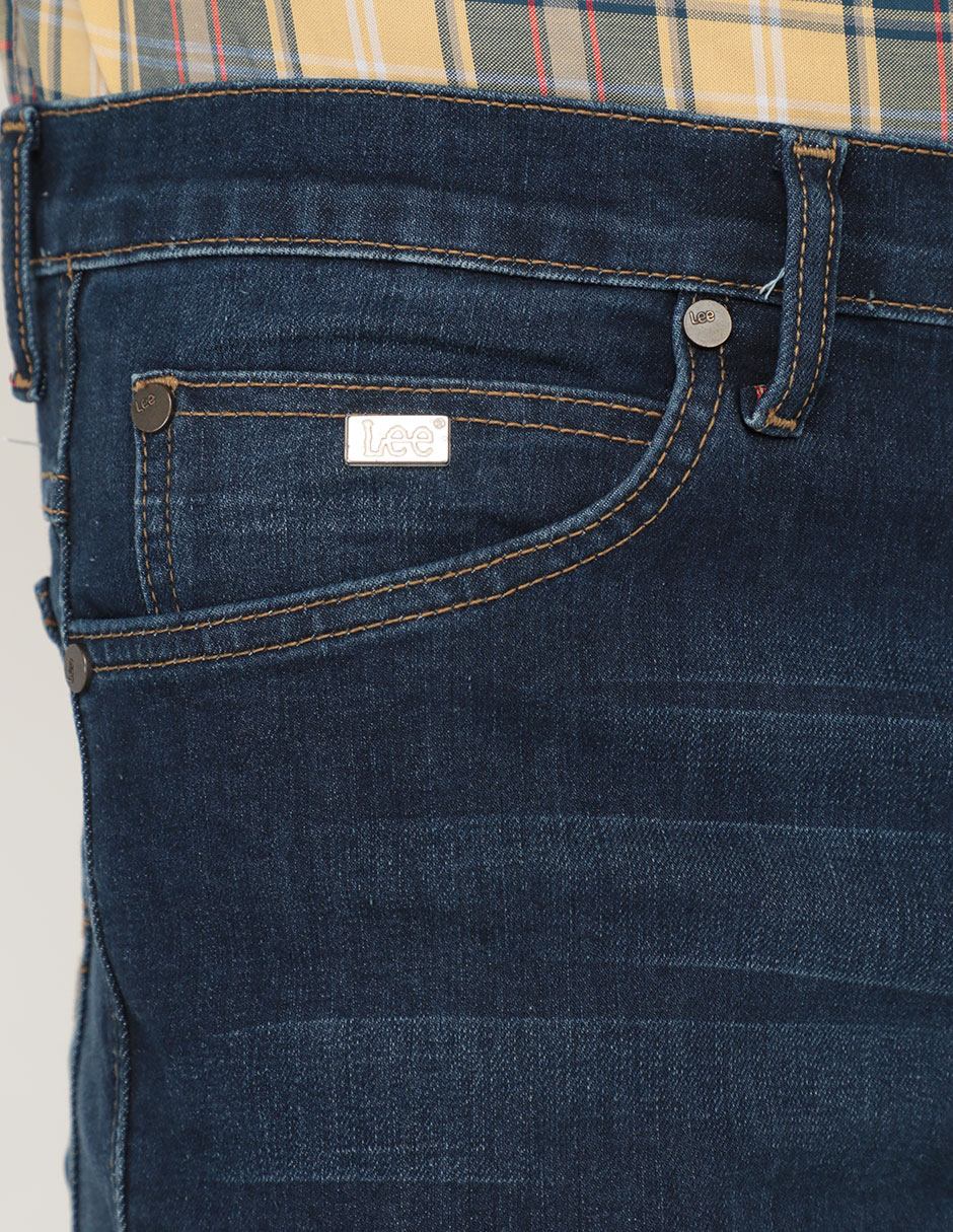Jeans slim lavado whisker para hombre 4