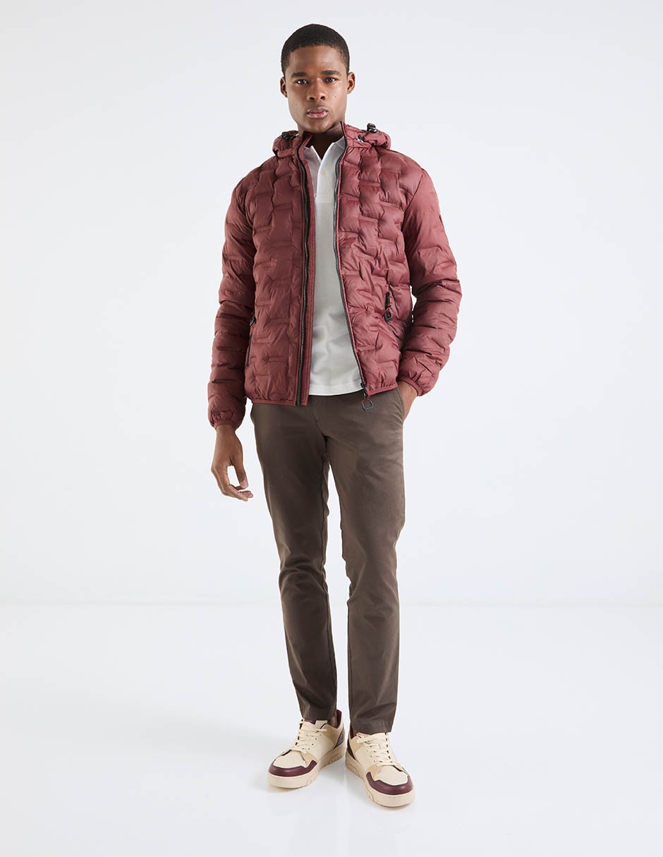 Chamarra acolchada impermeable con capucha y bolsa para hombre 3