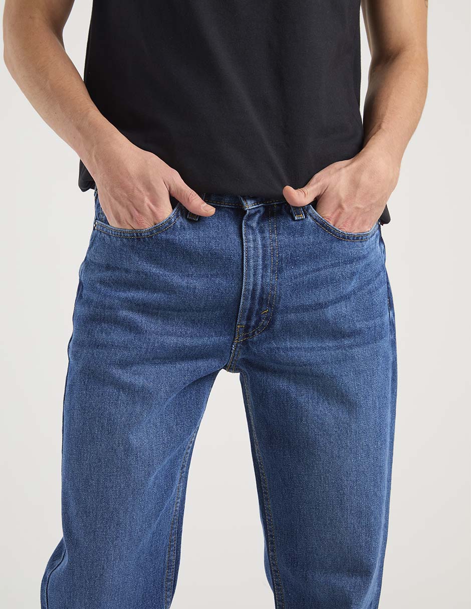 Jeans straight lavado medio para hombre 4