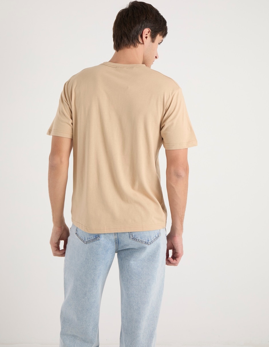 Playera cuello redondo para hombre 6